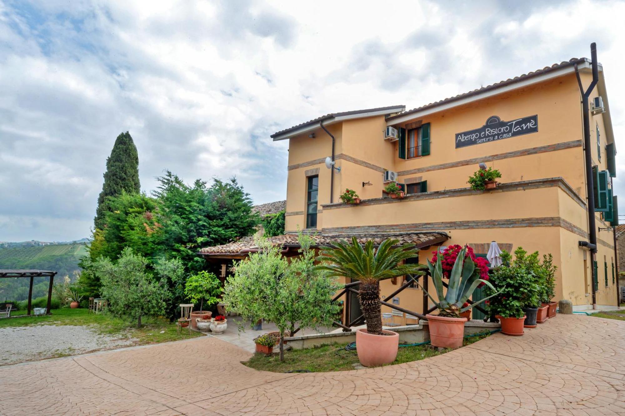 Locanda Tane San Giovanni  Zewnętrze zdjęcie